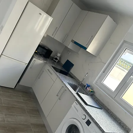 Apartamento Tejares 2a *
